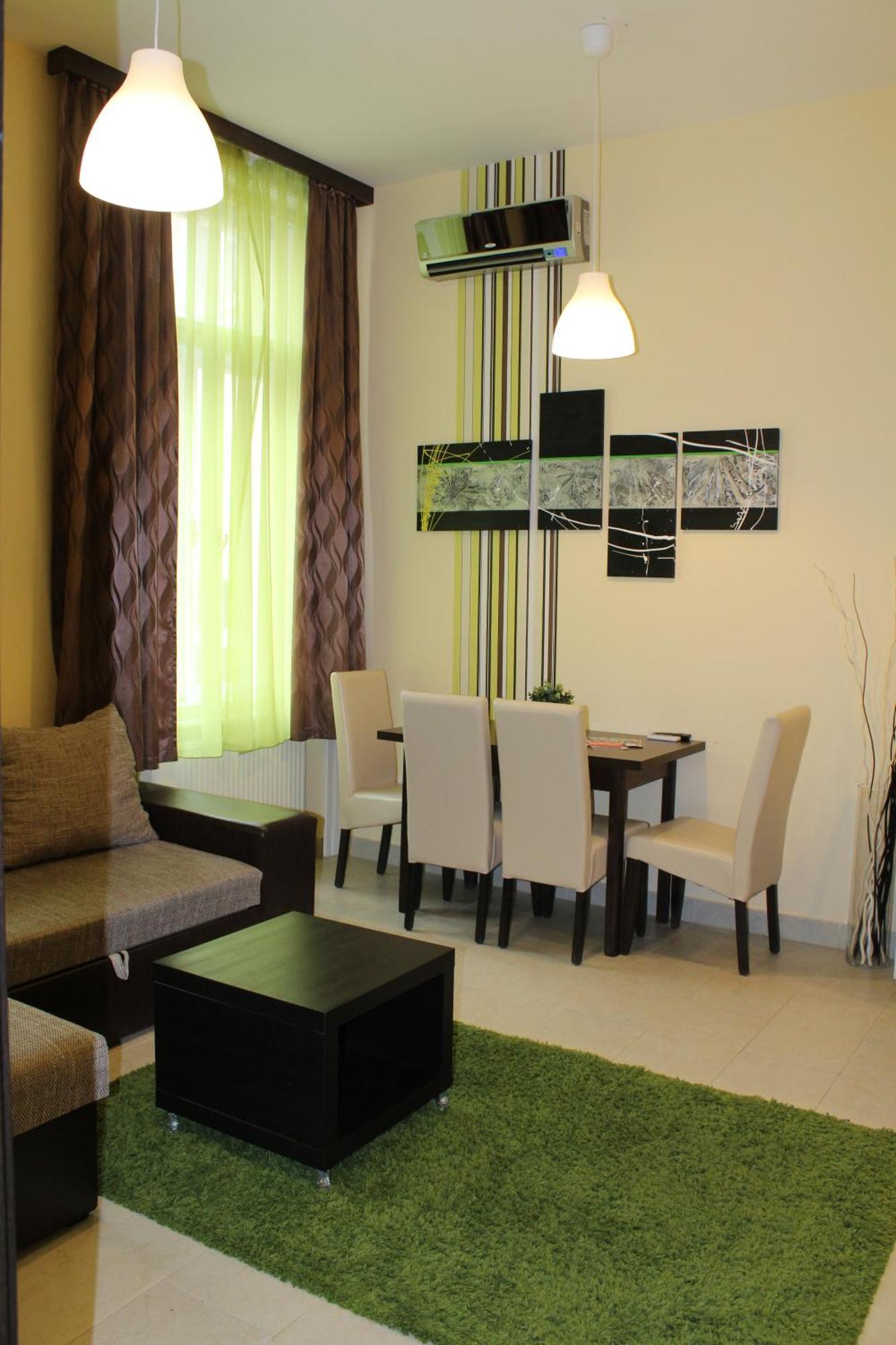 Central Walk Fashionstreet Apartmnts Budapest Exterior photo