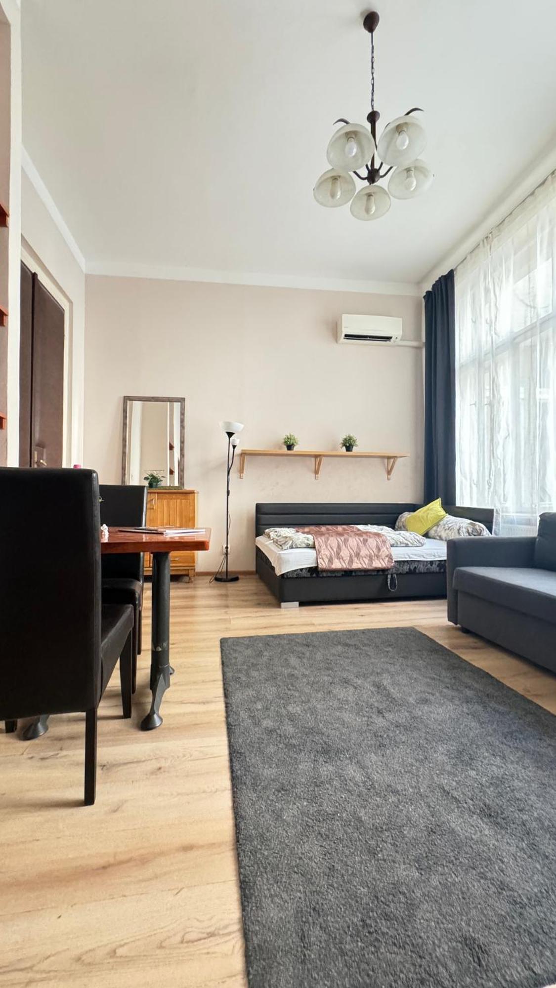Central Walk Fashionstreet Apartmnts Budapest Exterior photo