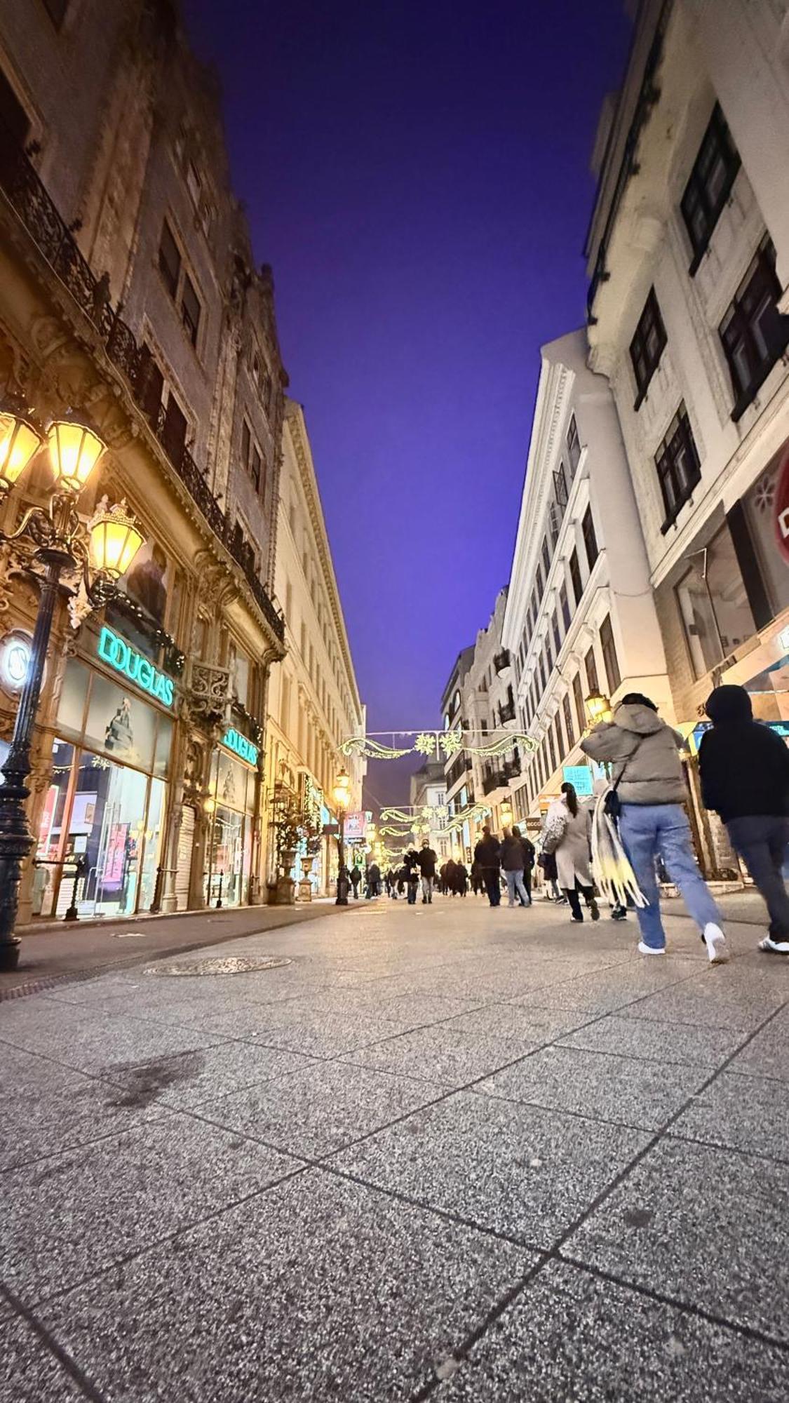Central Walk Fashionstreet Apartmnts Budapest Exterior photo